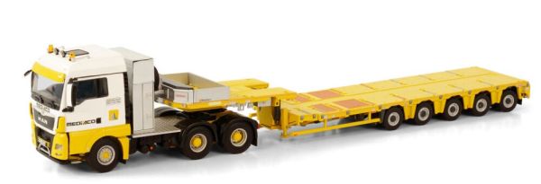 WSI01-3684 - MAN TGX XLX 6x4 with NOOTEBOOM MEDIACO equipment carrier - 1