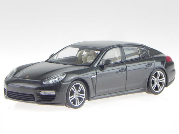 MNC0206800E - PORSCHE Panamera Turbo S Metallic Gray - 1