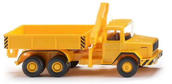 WIK050404 - MAGIRUS DEUTZ 6x4 straight truck with yellow crane - 1