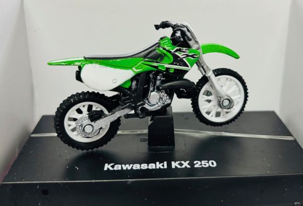 NEW06143B - KAWASAKI KX250 - 1