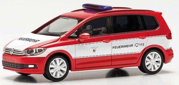 HER092616 - VOLKSWAGEN Touran Feuerwehr Nürnberg red - 1