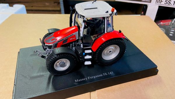 CW0162 - MASSEY FERGUSON 5S.145 Pneus NOKIAN - 1