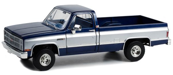 GREEN13659 - 1984 GMC K-2500 Sierra Grande Wideside dark blue and silver - 1