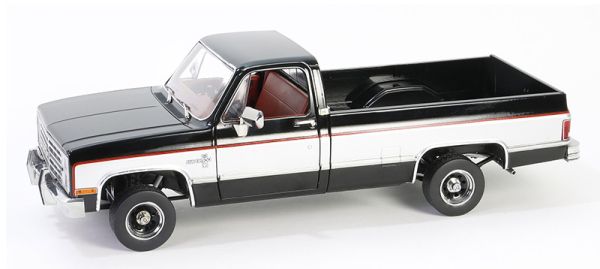 GREEN13687 - 1984 CHEVROLET K10 Scottsdale black and grey - 1