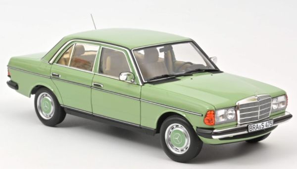 NOREV183796 - 1982 MERCEDES 200 Light Green - 1