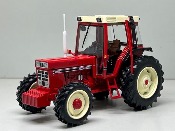 REP247 - IH 955 XL tractor - 1