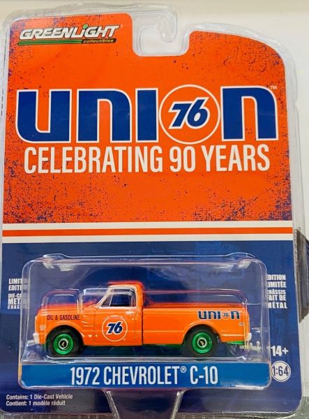 GREEN28120-CVERT - CHEVROLET C-10 green rims 1972 - 90 years UNION 76 in blister pack - 1