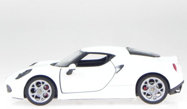 WEL24048WI - ALFA ROMEO 4C 2013 White - 1