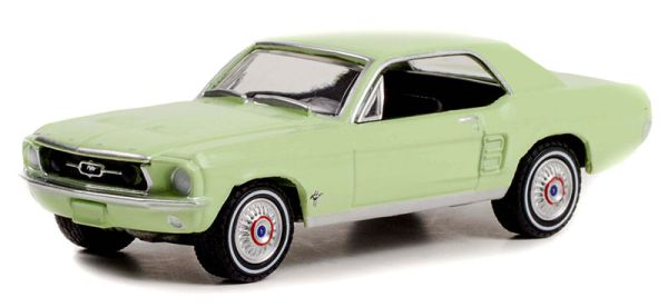 GREEN30353 - FORD Mustang coupe 1967 green from the series SHE COUNTRY Special under blister - 1