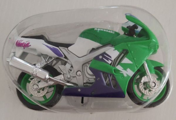 MST306G - KAWASAKI Ninja ZX-9R Green - 1