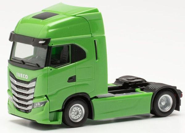 HER313445-002 - IVECO 4x2 S-Way green - 1