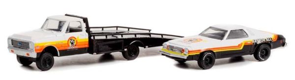 GREEN33230-A - CHEVROLET C-30 with ramp 1972 and CHEVROLET Laguna 1976 under blister - 1