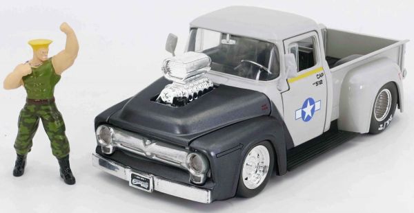 JAD34373 - FORD F100 Pick-up 1956 grey with Guile figure - 1