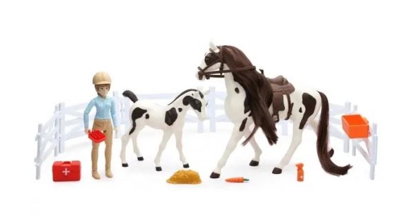 NEW37746A - Valley Ranch Playset with White Horse and Rider - 1