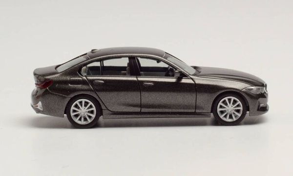 HER430791-002 - BMW 3 Series metallic gray - 1