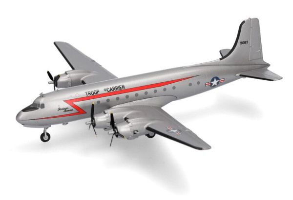 HER573177 - Douglas C-54 Skymaster U.S. Air Force bomber - 1