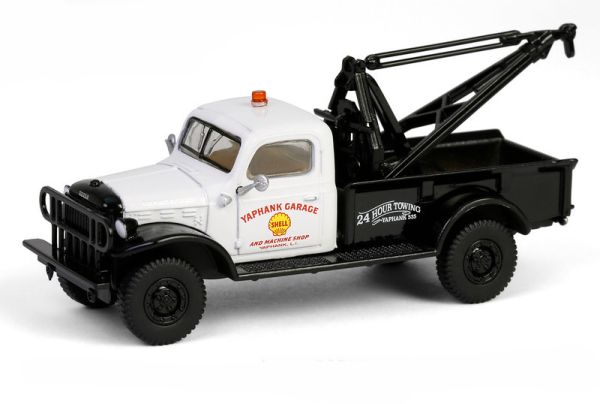 GREEN41170-A - DODGE Power Wagon Wrecker 1945 SHELL OIL from the RUNNING ON EMPTY series in blister pack - 1