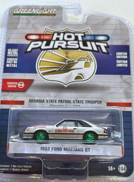 GREEN43020-A_VERT - 1982 FORD Mustang GT with Georgia State Patrol HOT PURSUIT green wheels in blister pack - 1