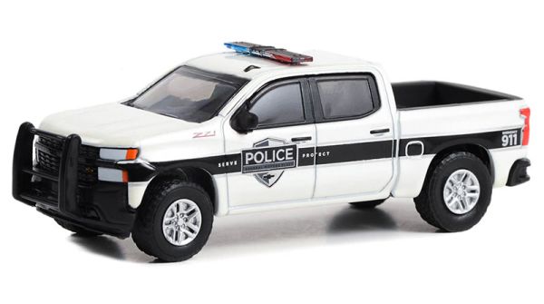 GREEN43020-F - blister-packed CHEVROLET Silverado SSV 2022 General Motors Fleet Police from the HOT PURSUIT series - 1