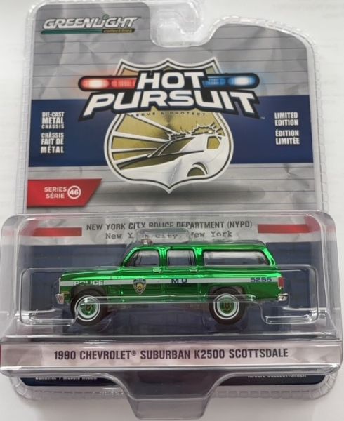 GREEN43040-D-VERT - CHEVROLET Suburban K2500 Scottsdale 1990 Green from the HOT PURSUIT series in blister packs - 1