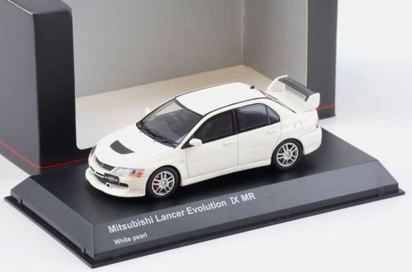 KYO43111W-B - MITSUBISHI Lancer Evolution IX MR Pearl White - 1