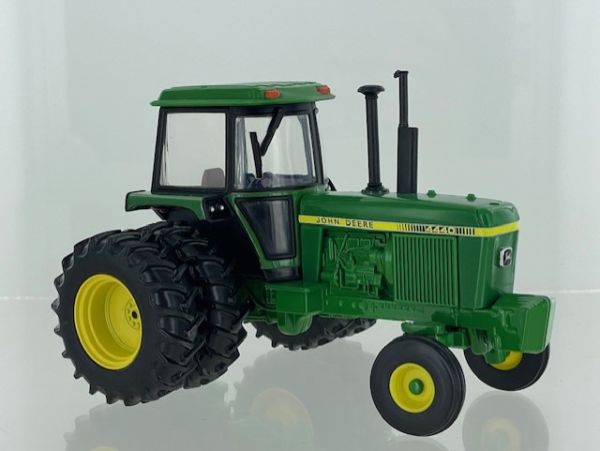 BRI43380 - JOHN DEERE 4440 2wd rear dual wheels - Limited edition of 2500 pcs. - 1