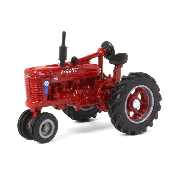 ERT44277 - FARMALL M row-crop with blue ribbon - 1