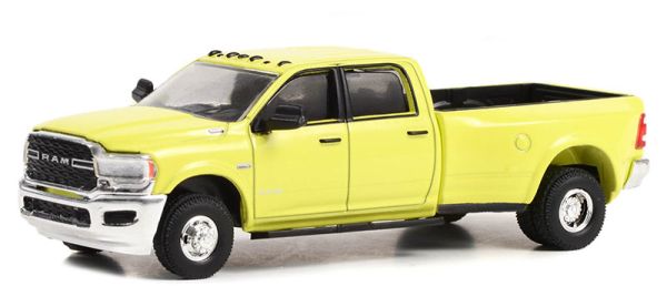 GREEN46110-E - 2019 RAM 3500 big Horn national security DUALLY DRIVERS series blister pack - 1