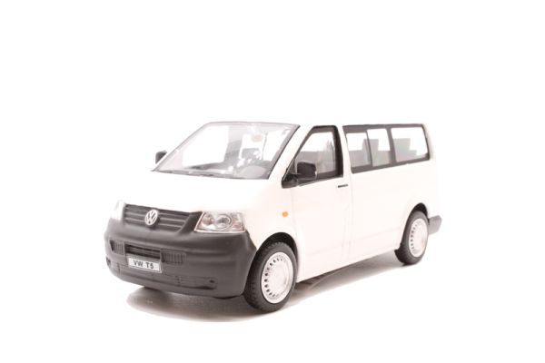 CAR462150 - White VOLKSWAGEN T5 Minibus - 1