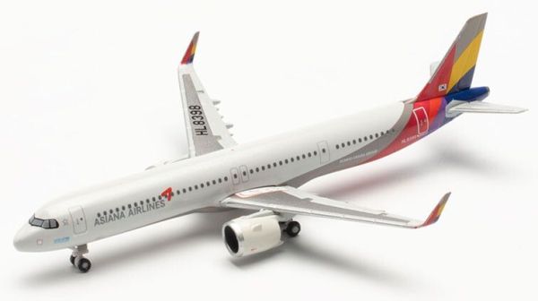 HER536493 - AIRBUS A321neo Asiana Airlines - 1