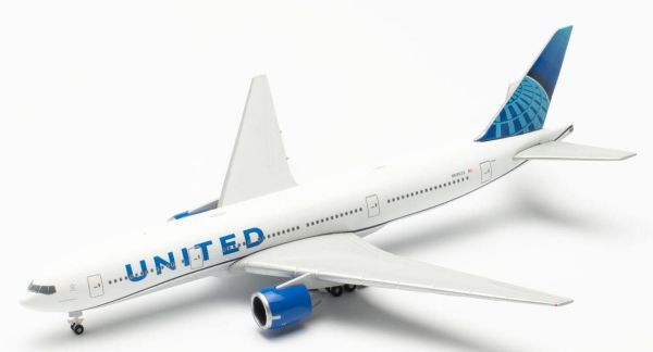 HER537353 - BOEING 777-200 United Airlines N69020 - 1