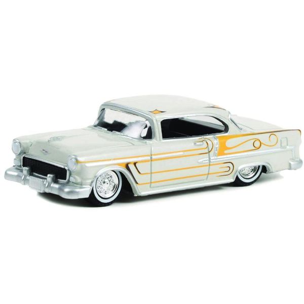 GREEN63030-A - CHEVROLET Bel Air 1955 California Lowriders in light grey metallic and gold sold under blister pack - 1