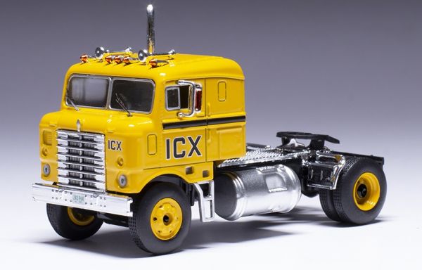 IXO64TR004 - KENWORTH Bullnose 1950 Yellow ICX - 1