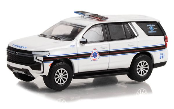 GREEN67040-F - CHEVROLET Tahoe 2021 New York Ambulance from the FIRST RESPONDERS series in blister pack - 1