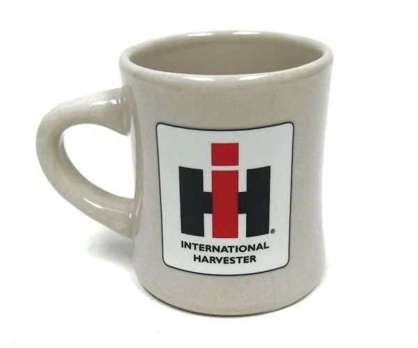 6832 - Mug with INTERNATIONAL Harvester logo White - 1