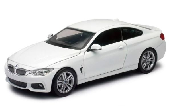 NEW71263K - BMW 4 series sports pack White - 1