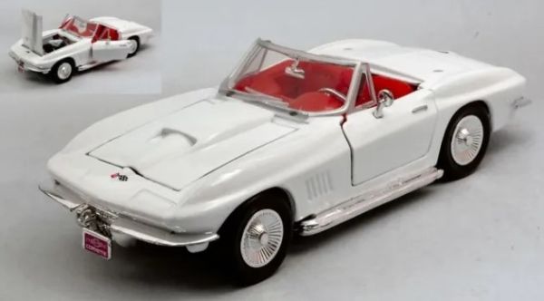 MMAX73224 - CHEVROLET Corvette 1967 White - 1