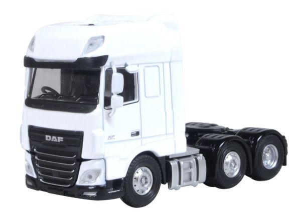 OXF76WHDAFCAB - DAF XF Euro 6 Cab 6x2 White - 1