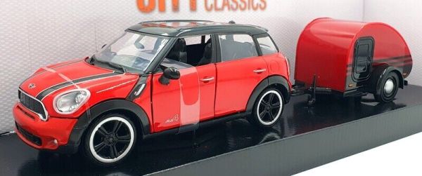 MMX79761 - MINI COOPER Countryman S with Red Caravan - 1