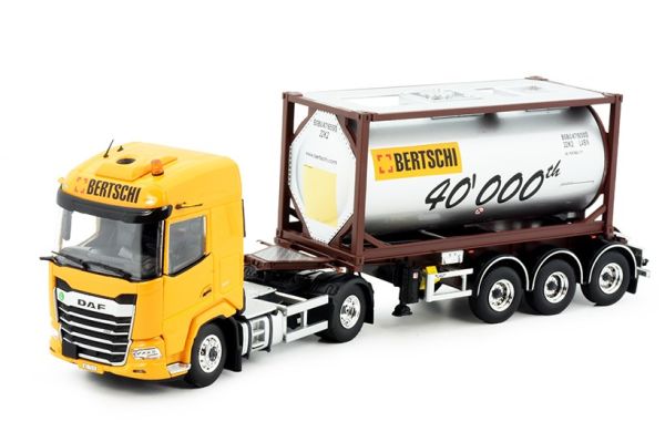 TEK84020 - DAF XF 4x2 with 3-axle tanker trailer BERTSCHI - 1