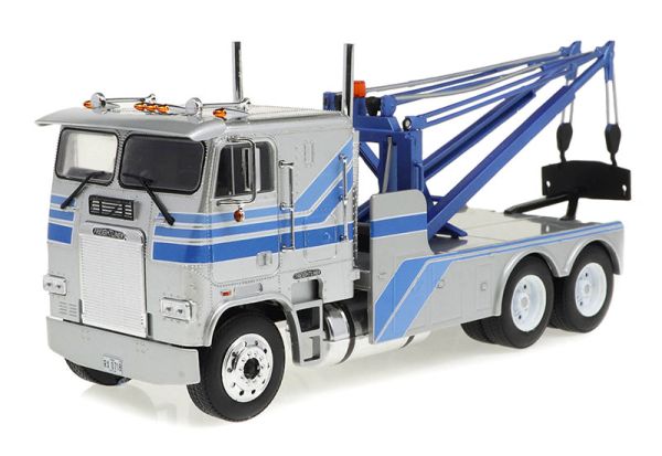 GREEN86632 - 1984 FREIGHTLINER FLA 9664 Silver and blue tow truck - 1