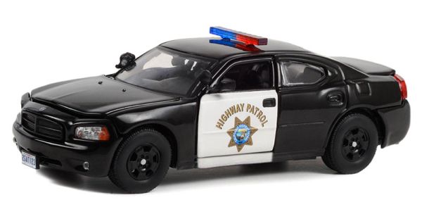 GREEN86634 - DODGE Charger 2006 California Patrol from the TV-series The Rookie 2018 - 1