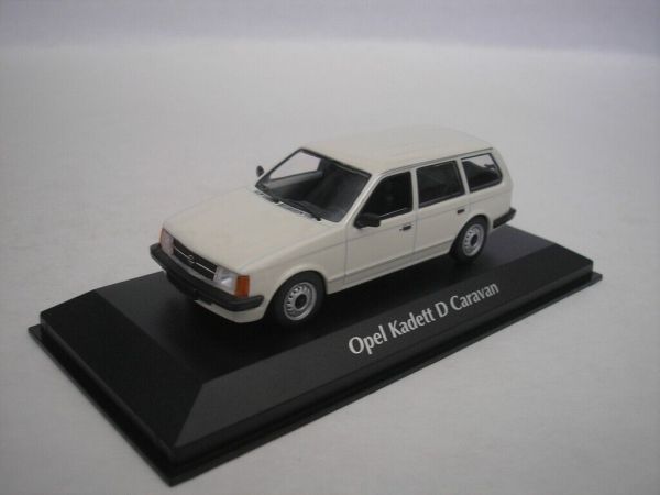 MXC940044110 - 1979 OPEL Kadett D Caravan White - 1