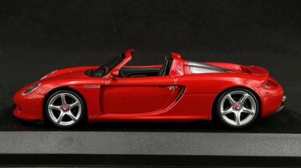 MXC940062631 - 2003 PORSCHE Carrera GT Red - 1