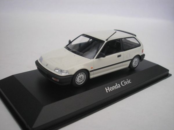 MXC940161500 - HONDA Civix 1990 White - 1