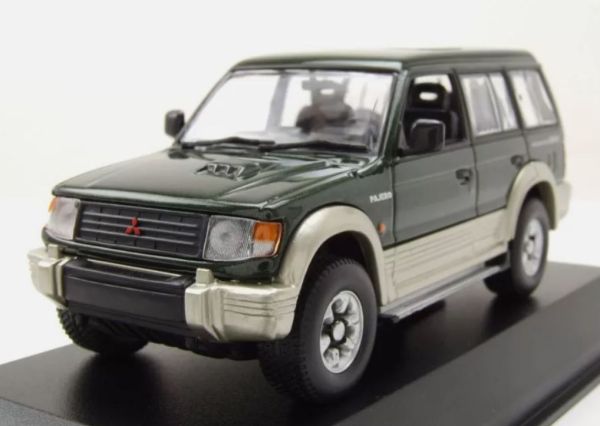 MXC940163471 - MITSUBISHI Pajero LWB 1991 Metallic Green - 1