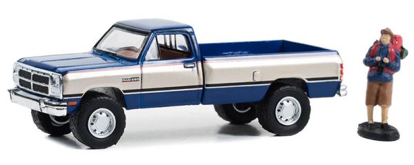 GREEN97150-D - DODGE Ram Power ram 250 1993 with passengers from the series THE HOBBY SHOP in blister pack - 1