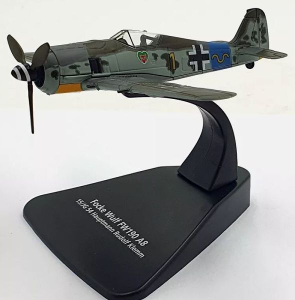 OXFAC090S - Military plane FOCKE Wulf 190A 15/JG 54 - Captain RUDOLF - 1