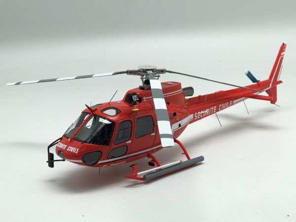 ALERTE0127 - AEROSPATIALE AS 350 Red Civil Security Squirrel with winch - 1