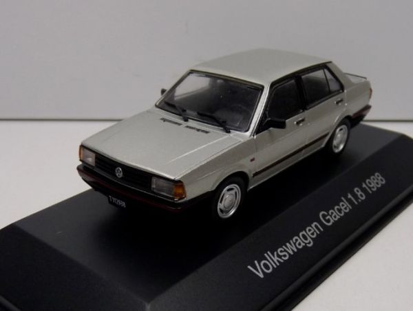 MAGARGAQV25 - VOLKSWAGEN Gacel 1.8 1988 metallic grey with booklet - 1